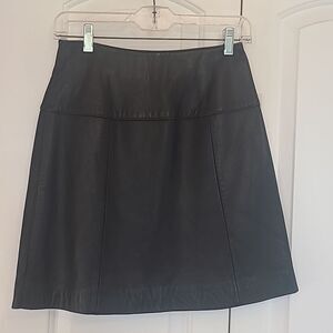 Valerie Stevens New Zealand Lambskin Leather Mini Skirt Size 6 Petite